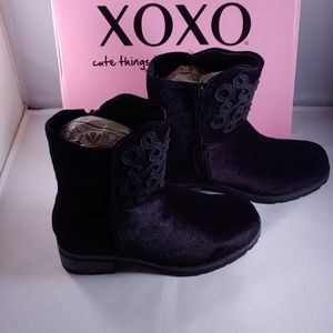 BRAND NEW 'XOXO' BLACK VELVET LITTLE GIRLS BOOTS